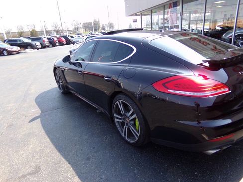 Used 2014 Porsche Panamera S image 41