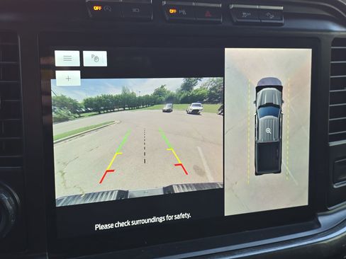 Certified 2021 Ford F150 XLT w/ Equipment Group 302A High image 17