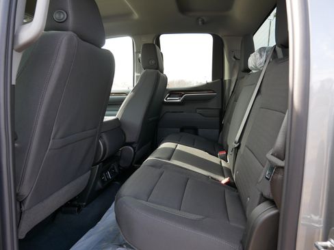 New 2026 GMC Sierra 1500 SLE w/ X31 Off-Road Package image 12