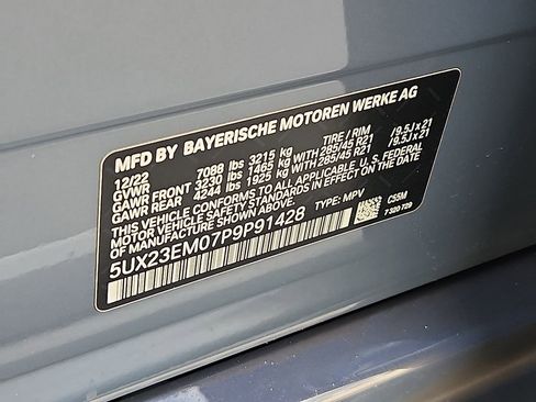 Used 2023 BMW X7 xDrive40i w/ Executive Package image 27