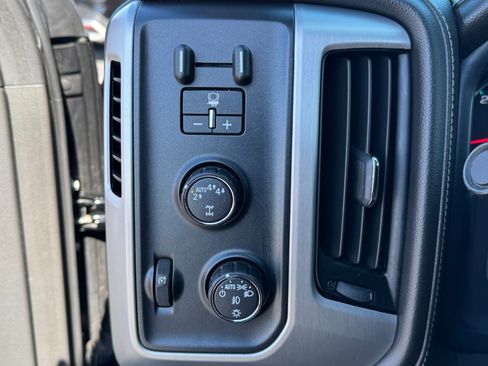 Used 2018 GMC Sierra 1500 SLT AWD/4WD image 29