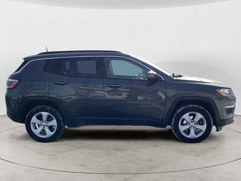 Used 2021 Jeep Compass Latitude image 6