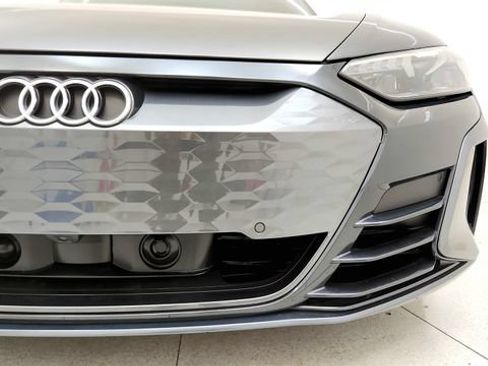 Used 2023 Audi e-tron GT Premium Plus AWD/4WD image 23