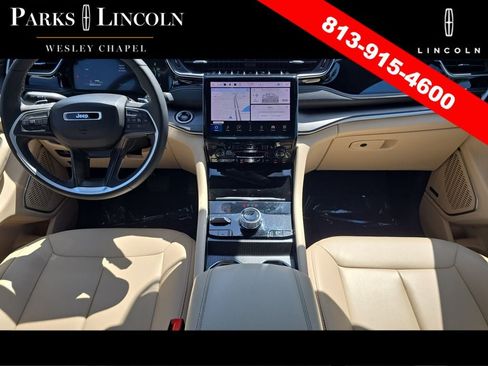 Used 2024 Jeep Grand Cherokee Limited 4xe AWD/4WD image 11