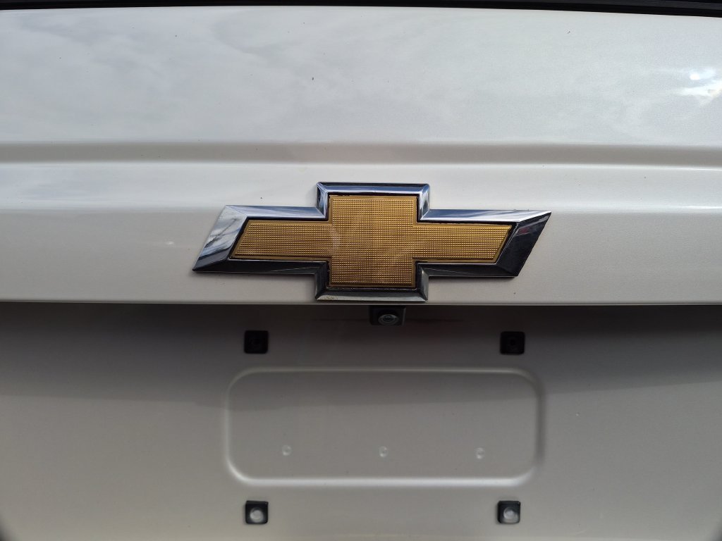 Used 2015 Chevrolet Suburban LT AWD/4WD image 33