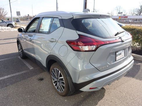 Certified 2024 Nissan Kicks SV image 8