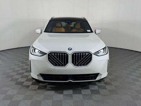 Used 2025 BMW X3 xDrive30i AWD/4WD image 6
