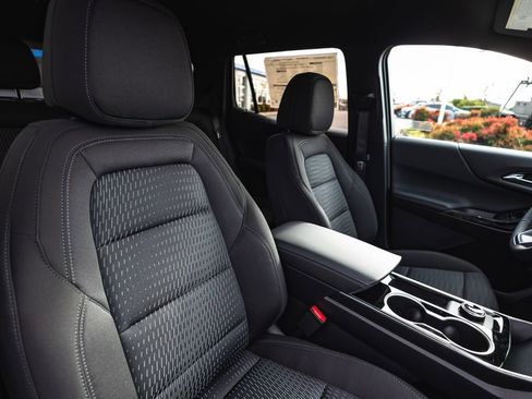 New 2026 Chevrolet Equinox LT w/ LPO, Floor Liner Package image 22