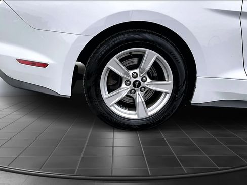 Used 2022 Ford Mustang Coupe image 34