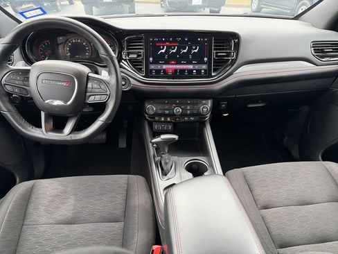 Used 2025 Dodge Durango GT RWD image 12