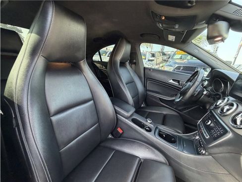 Used 2018 Mercedes-Benz CLA 250 image 34