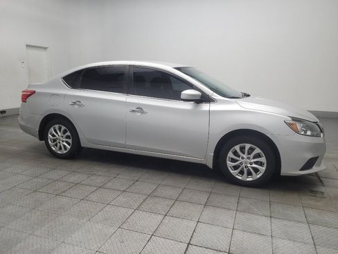 Used 2019 Nissan Sentra SV FWD image 11