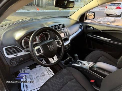 Used 2017 Dodge Journey SXT w/ Security Group image 29
