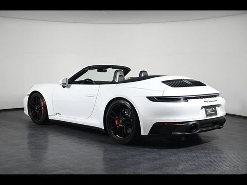 Certified 2023 Porsche 911 Carrera GTS RWD image 5