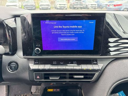 Used 2025 Toyota Camry LE FWD image 13