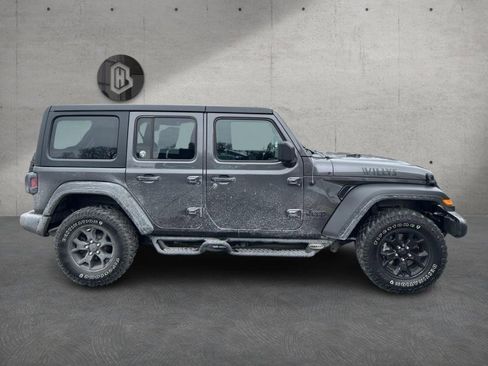 Used 2022 Jeep Wrangler Unlimited Sport image 3