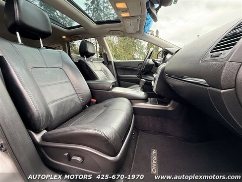 Used 2012 Nissan Murano SL w/ Navigation Pkg image 22