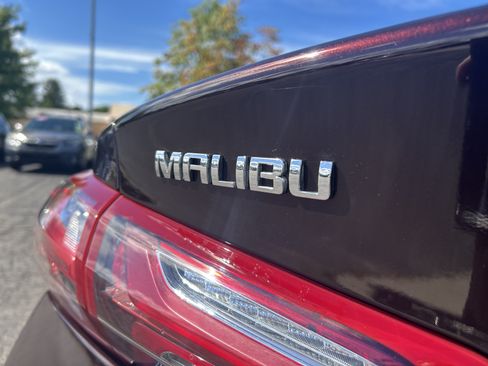 Used 2020 Chevrolet Malibu LT FWD image 20