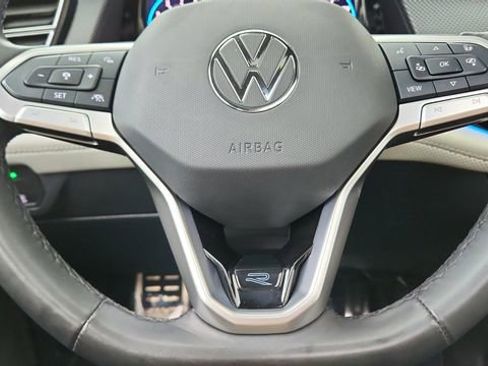 Used 2025 Volkswagen Atlas Cross Sport SEL Premium R-Line AWD/4WD image 39