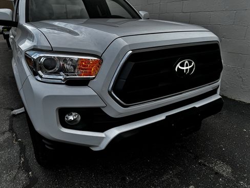 Used 2021 Toyota Tacoma SR5 image 6