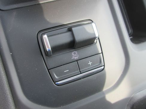 New 2026 GMC Sierra 1500 AT4 AWD/4WD image 23