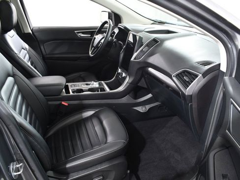 Used 2023 Ford Edge SEL w/ Convenience Package image 10
