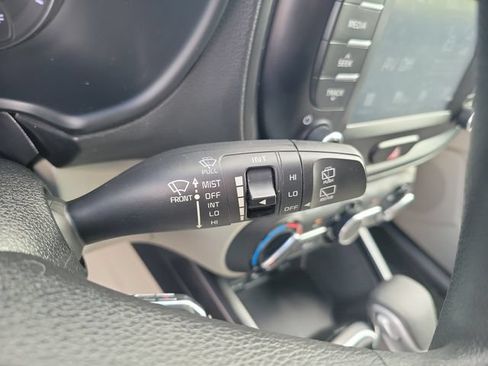 Used 2020 Kia Soul LX FWD image 26