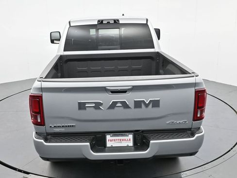 New 2026 RAM 2500 Laramie AWD/4WD image 28