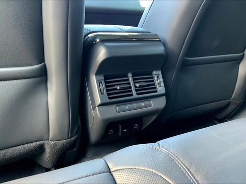 New 2026 Land Rover Range Rover Evoque S image 18