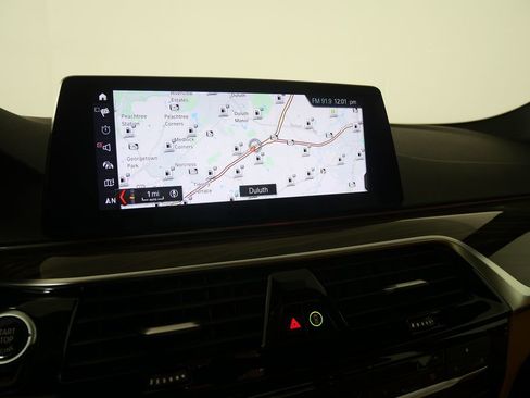 Used 2019 BMW 530i image 21