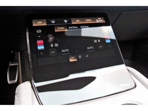 New 2026 Cadillac Vistiq Premium Luxury image 19