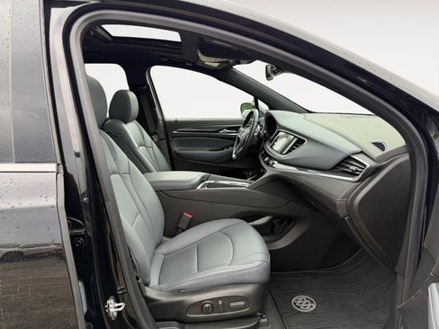 Used 2023 Buick Enclave Essence w/ Experience Buick Package AWD/4WD image 15