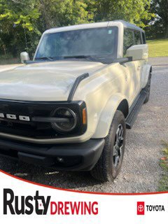 Used 2025 Ford Bronco Outer Banks AWD/4WD image 1