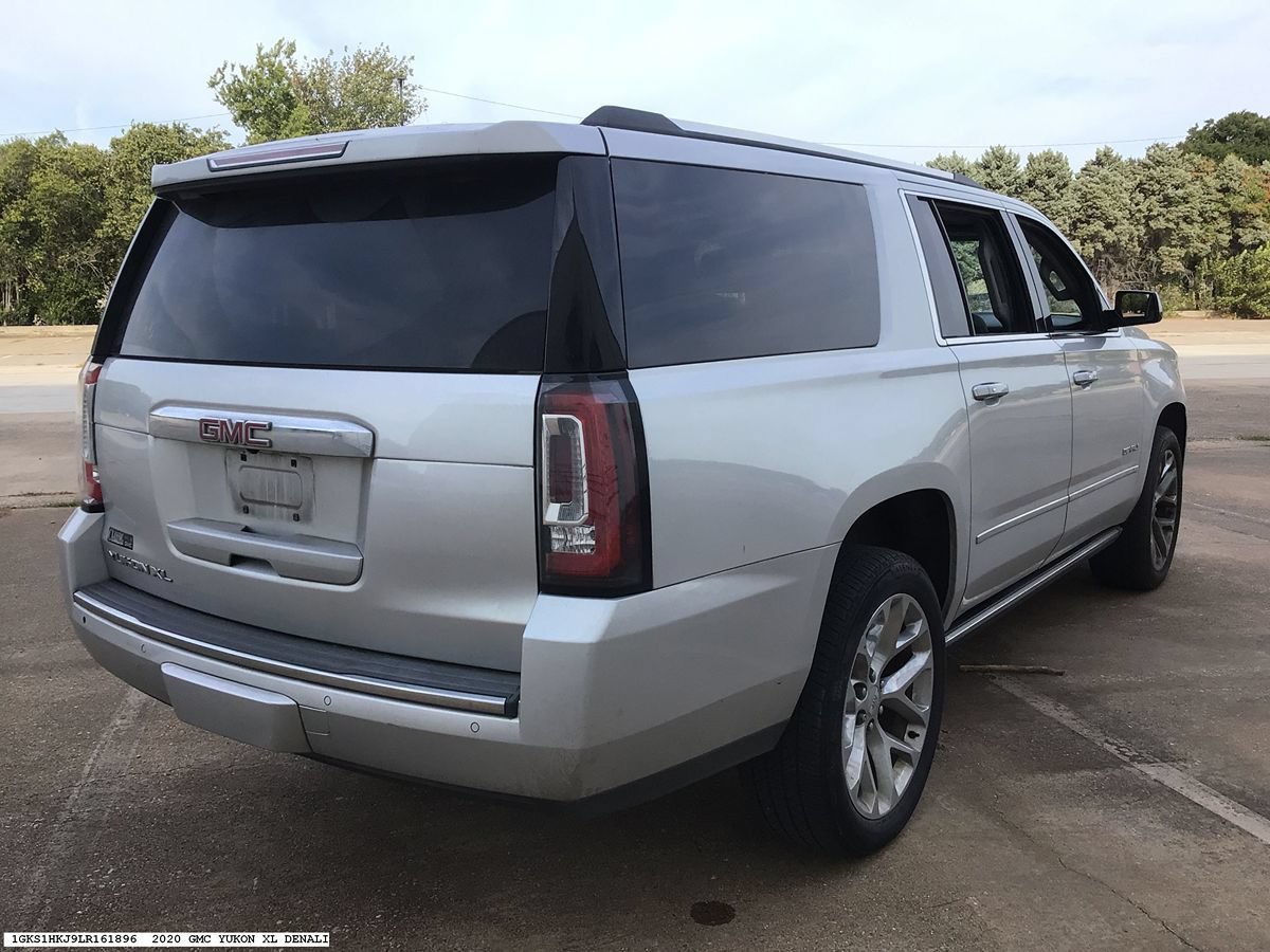 Used 2020 GMC Yukon XL Denali w/ Denali Ultimate Package RWD image 5