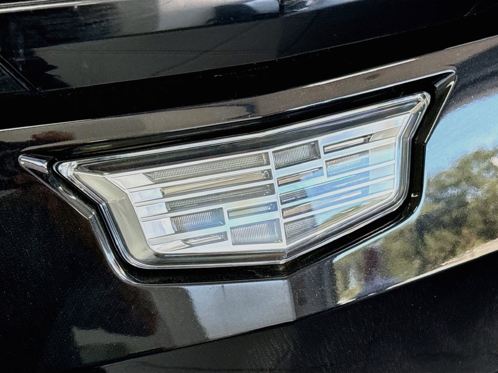 Used 2024 Cadillac Lyriq Luxury AWD/4WD image 11