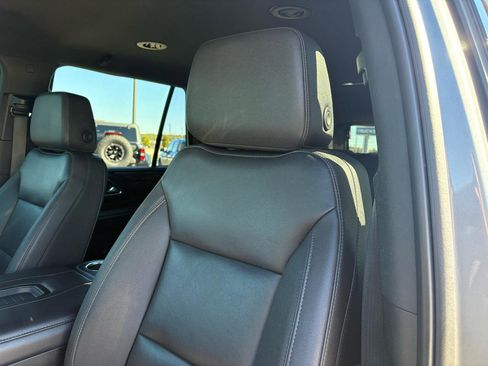 Used 2023 Chevrolet Tahoe LT w/ Luxury Package AWD/4WD image 40
