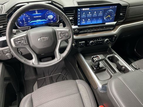 Certified 2026 Chevrolet Silverado 1500 RST w/ Redline Edition AWD/4WD image 14