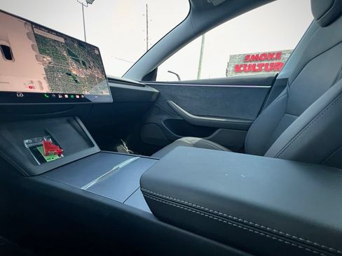 Used 2024 Tesla Model 3 Long Range AWD/4WD image 57
