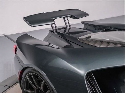 Used 2022 Ford GT image 45