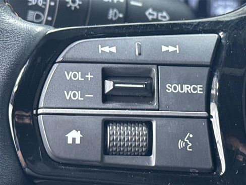 Certified 2025 Honda Pilot Sport image 17