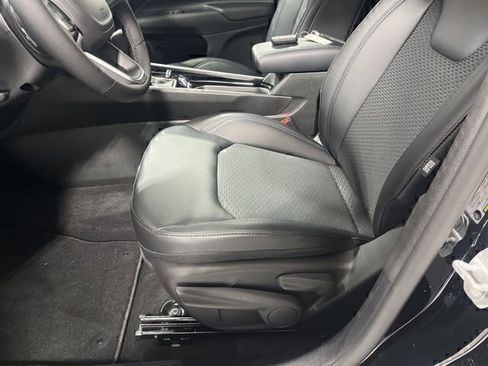 New 2026 Jeep Compass Latitude image 7