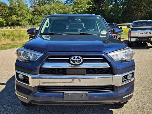Used 2020 Toyota 4Runner Limited AWD/4WD image 9