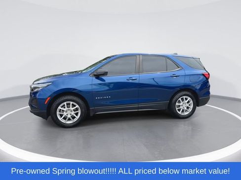 Used 2022 Chevrolet Equinox LS AWD/4WD image 4