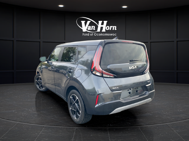 Used 2023 Kia Soul EX FWD image 5