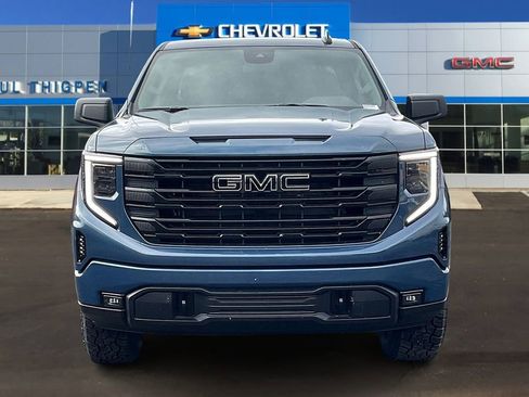 New 2026 GMC Sierra 1500 Elevation image 17