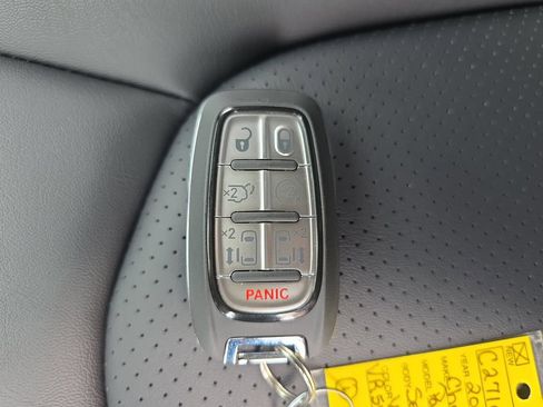 New 2027 Chrysler Pacifica Select AWD/4WD image 38