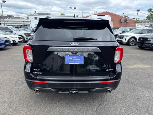 Certified 2023 Ford Explorer XLT w/ Equipment Group 202A AWD/4WD image 6