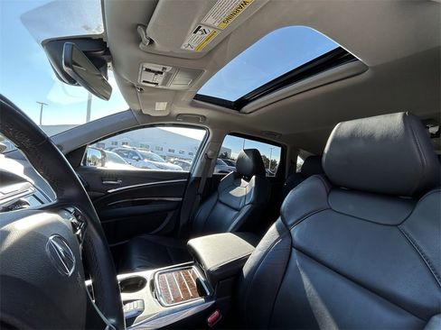 Used 2020 Acura MDX FWD image 12