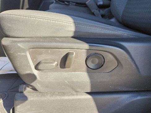 Used 2022 Chevrolet Silverado 1500 LT w/ Protection Package image 33