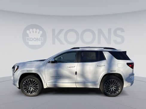 New 2026 GMC Terrain Denali w/ LPO, Floor Liner Package image 2